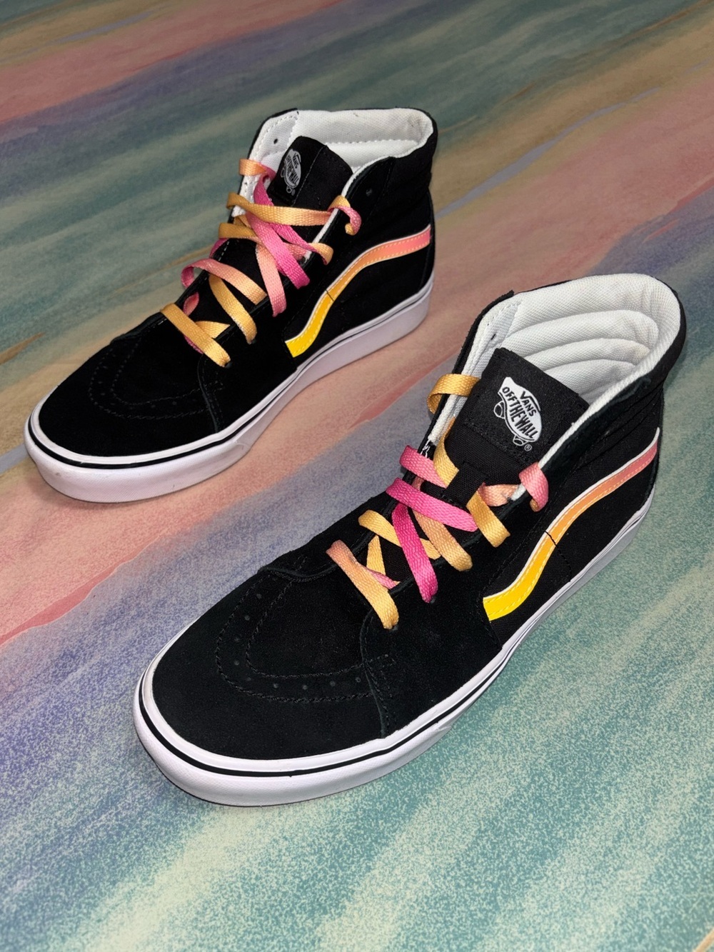 Vans ComfyCush SK8-Hi Black Suede Colorful Laces - JUNIORS 7 / women’s 8.5